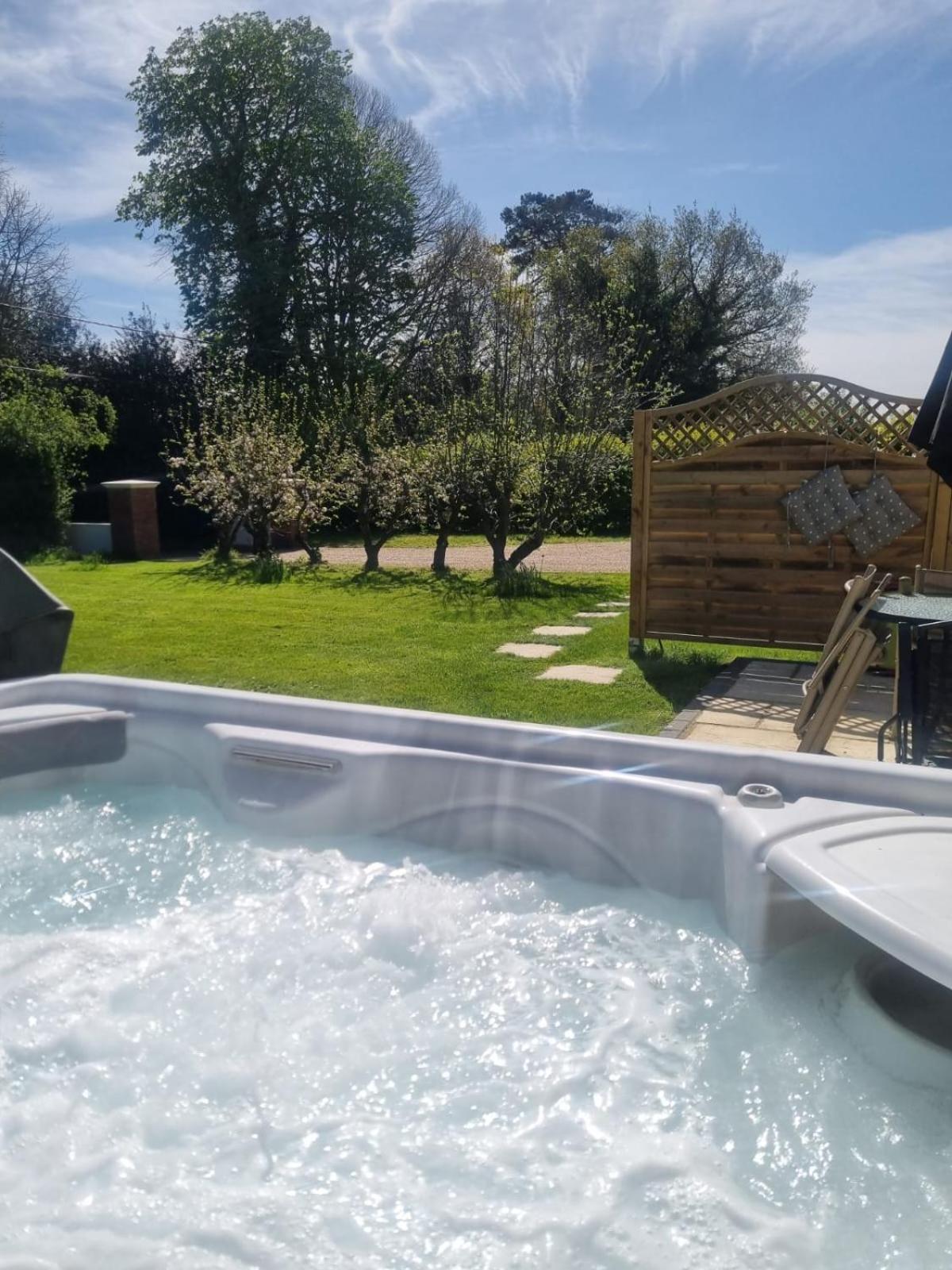 Villa Relaxing Retreat Near Norfolk Broads à NWI Extérieur photo